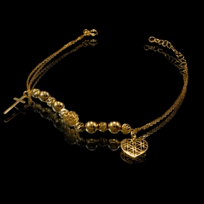 Złota bransoletka z koralikami Charms – zawieszki krzyżyk i ażurowe serce - pr 585